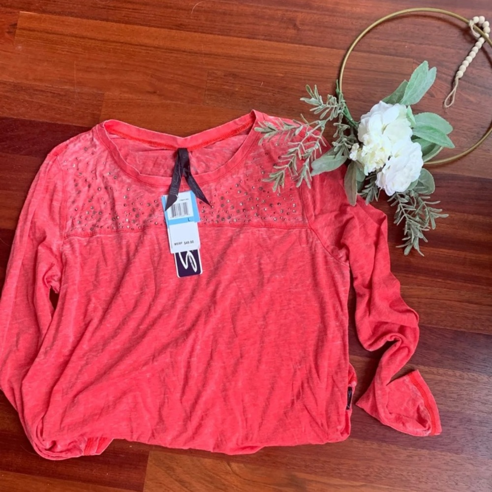 Seven7 long sleeve tee
